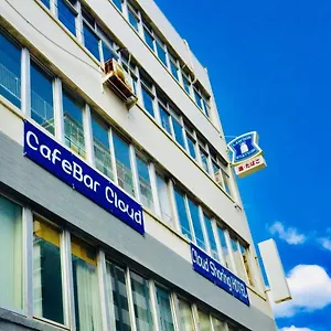 2* Pensión Cloud Sharing Hakata 1
